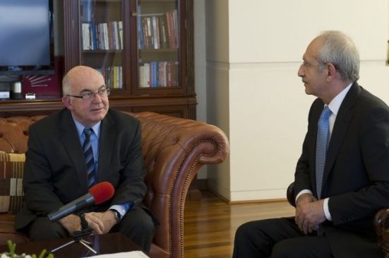 Kemal Derviş, CHP Genel Başkanı Kılıçdaroğlu ile Görüştü ve Ekonomi Üzerine Fikir Alışverişinde Bulundu