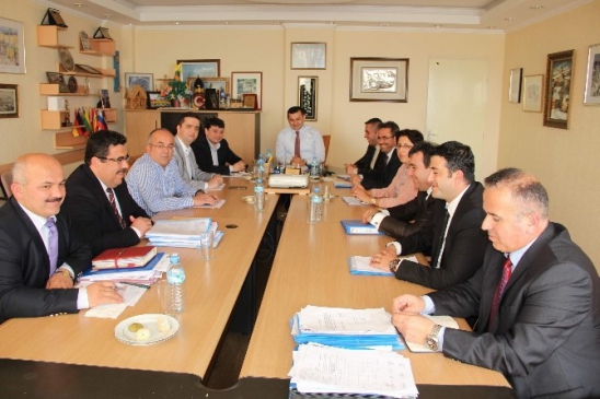 Alanya'da Tel Örgü Uygulamasına İlişkin Başkan Yücel'den Özür