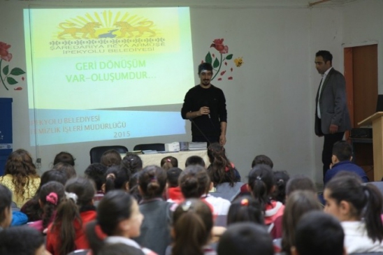 Van İpekyolu'nda Öğrencilere Geri Dönüşüm Bilgilendirmesi Yapıldı