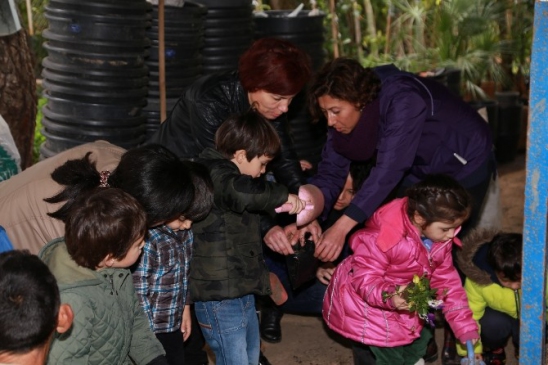 Bodrum'da Anaokulu Öğrencileri Çiçek Dikme Etkinliği Gerçekleştirdi