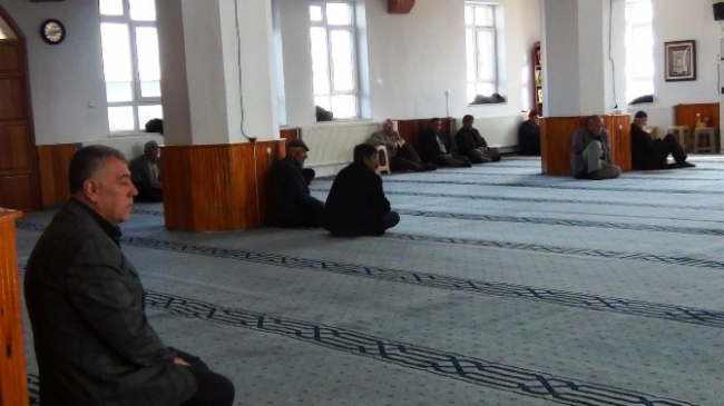 Van Erciş'te MHP Eski İlçe Başkanı Nazif Köroğlu İçin Mevlit Okutuldu