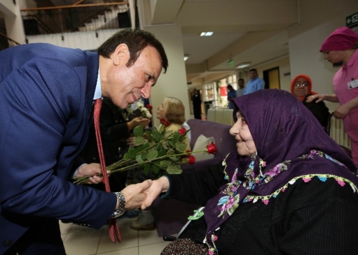 Samsun Canik'te Yaşlılar Haftası Kutlaması Gerçekleştirildi