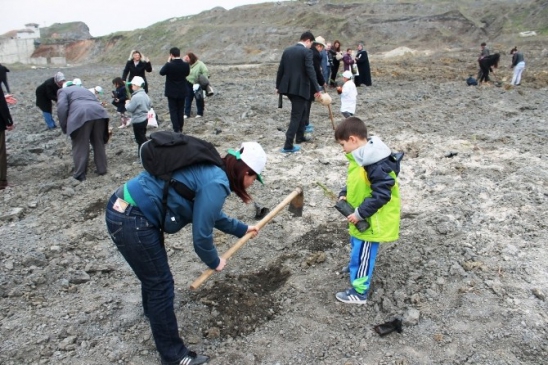 Tekirdağ Merkez'de Orman Haftası Kapsamında 200 Fidan Toprakla Buluştu