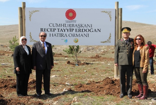 Çorum Merkez'de Gönül Elçileri Projesi Kapsamında İki Yeni Hatıra Ormanı Açıldı