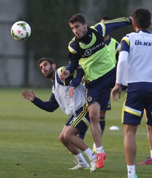 Fenerbahçe, Çaykur Rizespor ile Oynayacağı Maç İçin Hazırlıklarını Devam Ettiriyor