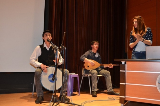 Adıyaman'da "Mevsimlerden Aşk" Şiir Dinletisi Düzenlendi