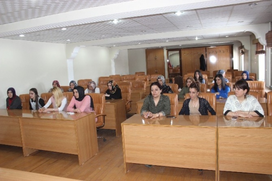 Ağrı Belediyesi Kadın Kurulu, Eşbaşkan Mukaddes Kubilay Başkanlığında Oluşturuldu.