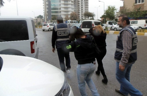 Aydın'da Fuhuş Yapan 9 Kişi Gözaltına Alındı