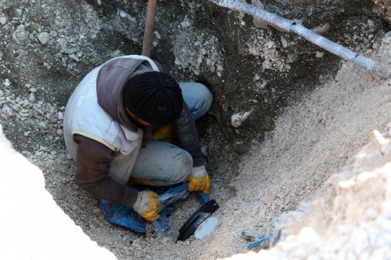 Van Tuşba'daki Kömürcüler Sitesi 20 Yıl Sonra Kanalizasyon Hizmetine Kavuştu