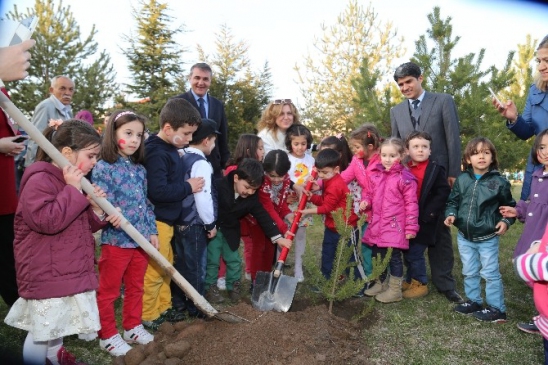 Çanakkale Merkez'deki Anaokulunda İstiklal Marşı ve Çanakkale Zaferi Kutlandı