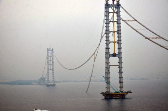 İzmit Körfez Geçiş Köprüsü'nde Halat Kopması Sonucu Japon Mühendis İntihar Etti