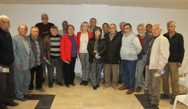 Antalya Muratpaşa'da CHP Üyeleriyle Bir Araya Gelen Aday Adayı Figen Albuga Çalıkuşu, Seçim Sürecini Değerlendirdi