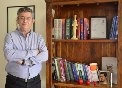 İzmir'de Meme Başında Çekilme Kanser Belirtisi Olabilir Açıklaması Yapıldı