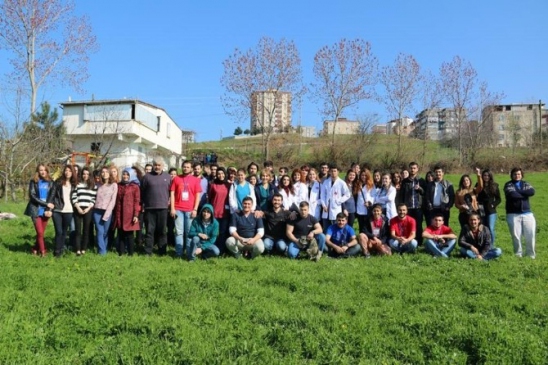 Samsun Ondokuz Mayıs Üniversitesi Öğrencileri Çatalarmut Hayvan Barınağı’nda Etkinlik Düzenledi