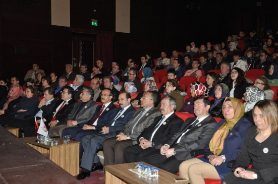 Uşak'ta Engellilerin Hayata Katılımı Paneline Yoğun İlgi Gösterildi