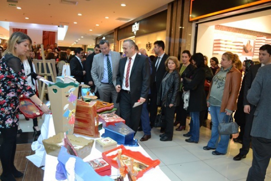 Isparta'da Toplum Ruh Sağlığı Merkezi Hastaları İçin Kermes Düzenlendi