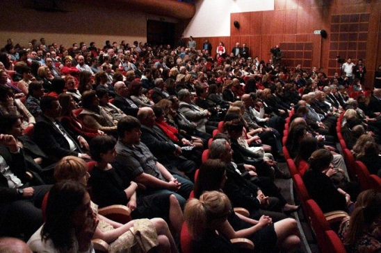 Adana'da 17. Sabancı Uluslararası Tiyatro Festivali Açıldı