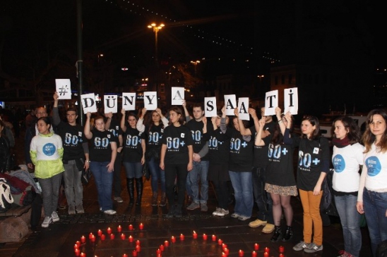 Boğaziçi Köprüsü, Dünya Saati Etkinliği İçin 1 Saatliğine Işıklarını Kapatıldı