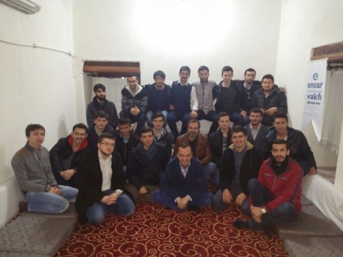 Afyonkarahisar Taş Medrese'de Gençlik Meclisi'nin Düzenlediği "18 Buluşmaları" Programı Başladı