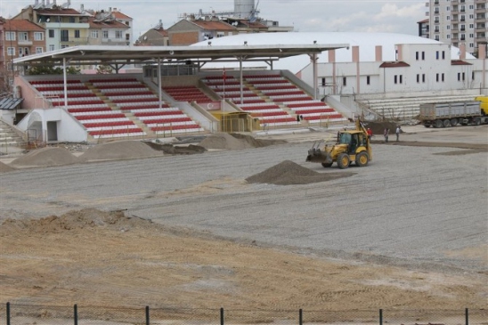 Karaman'da Kemal Kaynaş Stadyumunda Devam Eden Bakım Çalışmaları Hızla İlerliyor