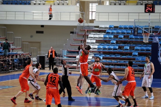 Sakarya Büyükşehir Basket, Mondi Melikşah Üniversitesi'ni 70-56 Yendi