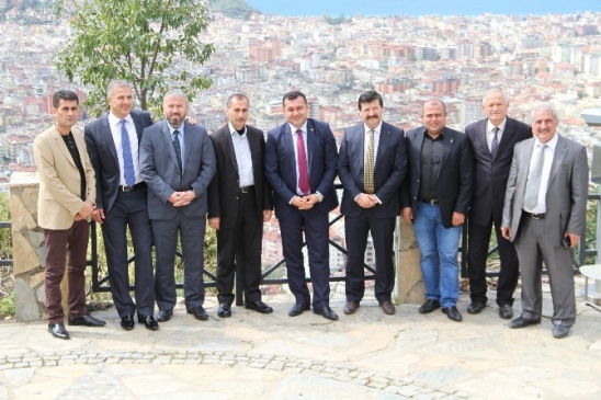 Alanya'da Oda Başkanları ile Başkan Yücel Bir Araya Geldi