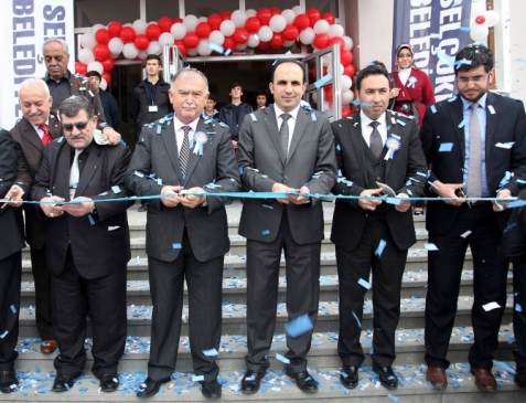 Konya Selçuklu'da 5 Okula Kütüphane Kazandırıldı