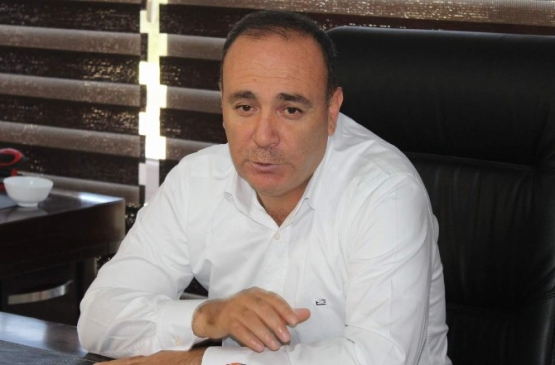 Siirt'te İller Bankası'ndan Özel İdare'ye 2 Çöp Aracı ve 100 Konteyner Hibe Edildi