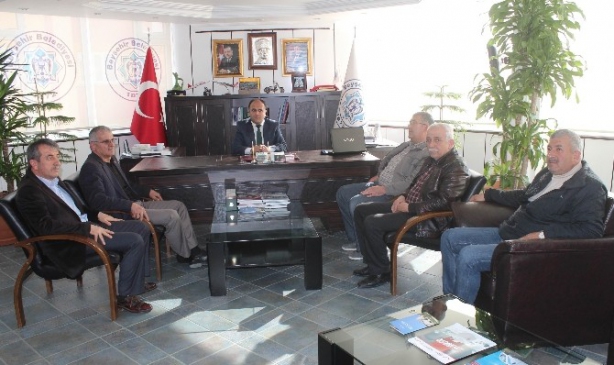 Beyşehir İlçesinde Tek Yön Trafik Uygulaması, Esnaf ve Vatandaş Talepleri Üzerine Kaldırıldı