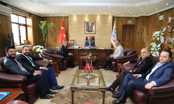 Melikgazi'de Cafe ve Restoranlar Birliği'nden Başkan Büyükkılıç'a Ziyaret