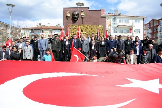Kazan'da Şehit Savcı Mehmet Selim Kiraz İçin Gıyabi Cenaze Namazı ve Yürüyüş Düzenlendi