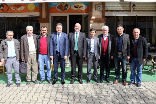 Trabzon'da Mesut İskenderoğlu, Büyükliman Gazeteciler Cemiyeti Üyeleriyle Kahvaltı Yaptı