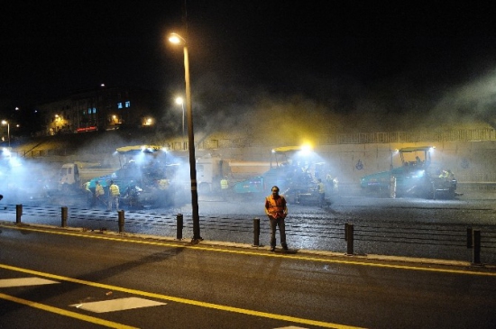 İstanbul'da Gece Saatlerinde Asfalt Çalışmaları Başladı