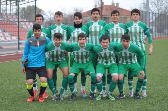 Kayseri Argıncıkspor, Kocasinan Gençlikspor'u 6-3 mağlup ederek 3 puanı hanesine yazdırdı.
