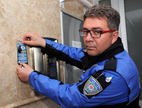 Antalya'da Emniyet Müdürlüğü, Telefon Dolandırıcılarına Karşı Önlem Alıyor