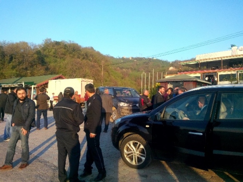 Giresun Tirebolu'da Kontrolden Çıkan Kamyon Dinlenme Tesisine Girdi: 1 Ölü, 4 Yaralı