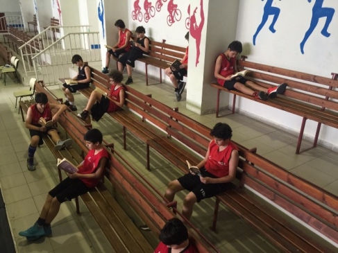 Eskişehir Basketbol Akademi Spor Kulübü, Konya Yeniceoba'daki Okul Kütüphanesi İçin Kitap Topluyor