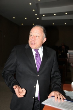 Adana'da Döviz Kurlarındaki Yükseliş Tarımsal Üretimi Olumsuz Etkiliyor