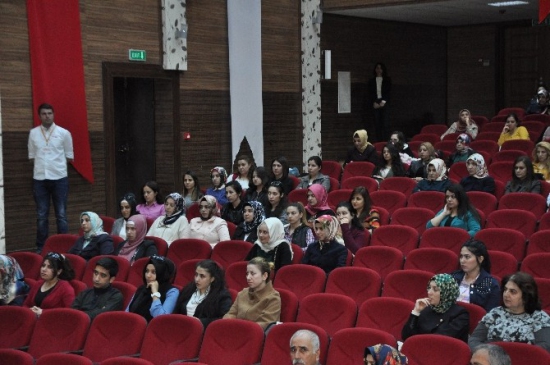 Şanlıurfa'da Anaokulu Öğretmenlerine Sağlıklı Beslenme Semineri Düzenlendi