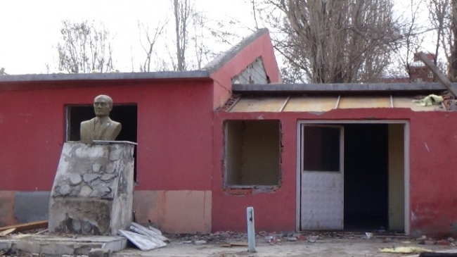 Kars'ta Ebe Okulu'nun Yerine 16 Derslikli Lise Yapılacak