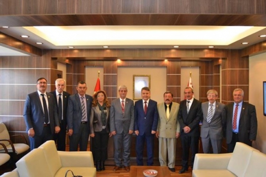 Eskişehir'de Muhtarlar, Emniyet Müdürü Mustafa Şahin'i Ziyaret Etti