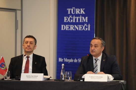 Türk Eğitim Derneği, İstanbul'da Eğitimde Mutabakat İçin Çağrıda Bulundu