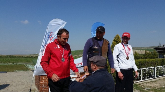 Bursa Osmangazi'de Gerçekleşen Eskişehir Trap Kupası'nda Bursa Büyükşehir Belediyespor'un Atıcıları Başarılarıyla Göz Doldurdu