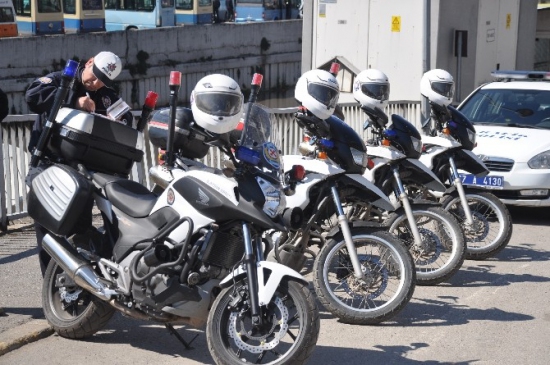 Zonguldak'ta Trafik Ekipleri Modifiye Araçlara Uygulama Yaptı