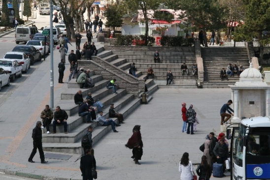 Yozgat'ta Seçmenler, 7 Haziran Genel Seçimleri Öncesi Vaatlere Güvenmiyor