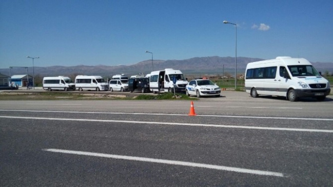 Elazığ'da VİP ve Yolcu Taşımacılığı Yapan 58 Araç Hakkında Yasal İşlem Yapıldı