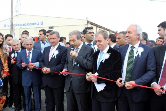 Kütahya'da Gıda Tarım ve Hayvancılık Bakanı Mehdi Eker'in Katılımıyla 7. Tarım Fuarı Açıldı