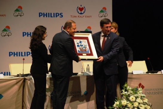 Gaziantep'te Küçük Kalpler Projesi İçin İmza Töreni Gerçekleştirildi