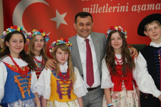 Alanya'da 23 Nisan Kutlamaları Kapsamında 80 Çocuk Konuk Edildi