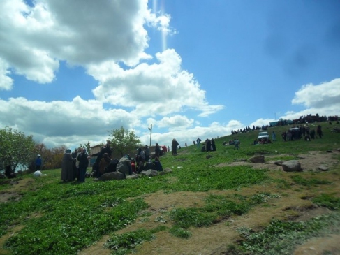 Kilis Oylum Mahallesi'nde Şeyh İzzettin Türbesi'ni Ziyaret Edenlerin Sayısı Yoğunlaştı